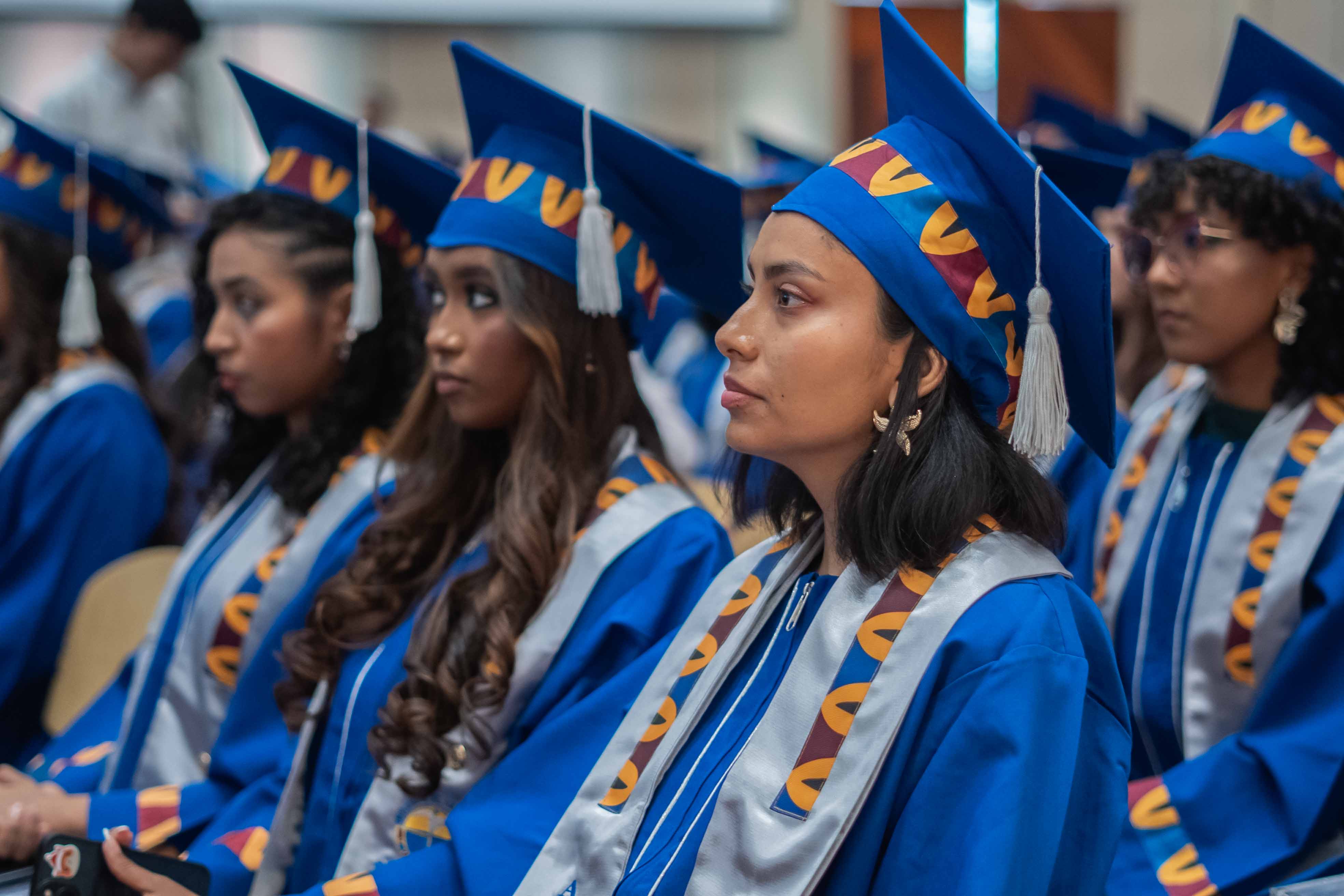 GRADUADOS.HISTORIA.PATRIMONIO.3