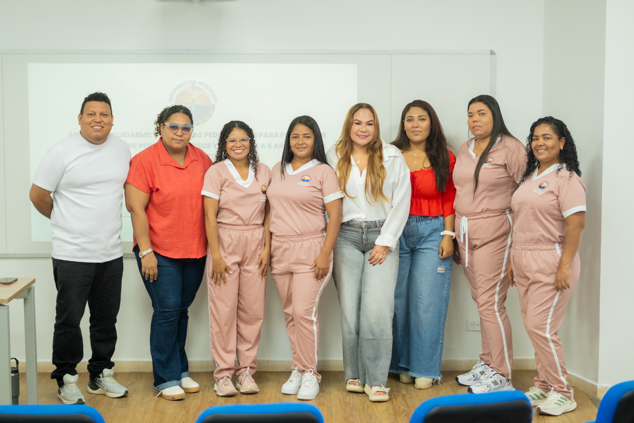 La presentación de los trabajos de grado marca un logro académico para las 27 estudiantes que integran la primera cohorte del Programa.