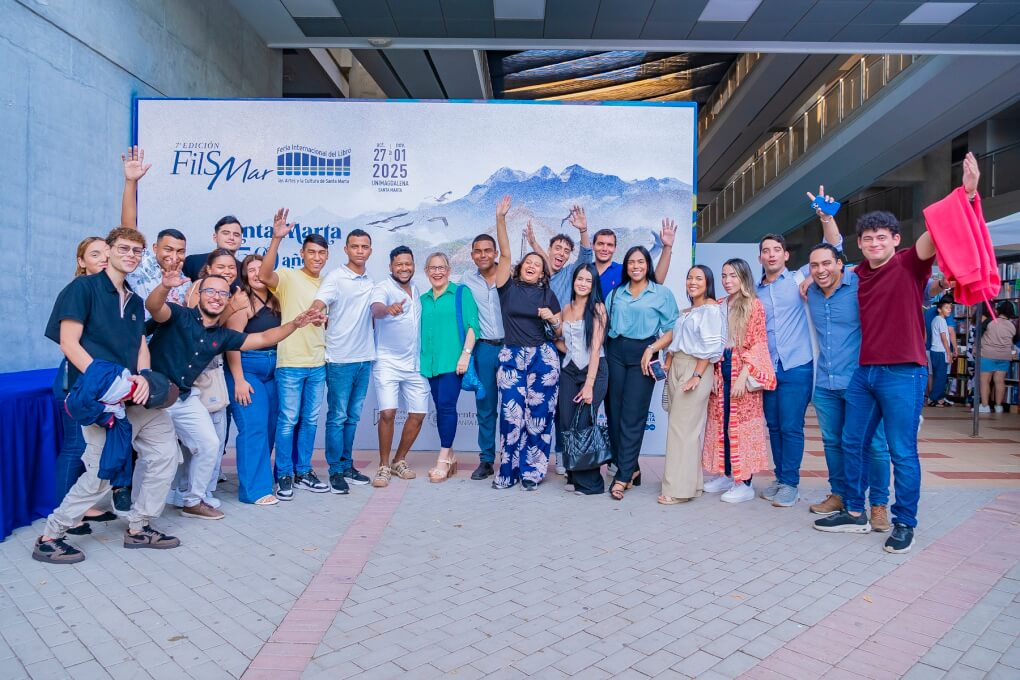 La jornada de clausura de la FilsSMar 2025 combinó literatura, música y arte, en un cierre lleno de emociones y aplausos.