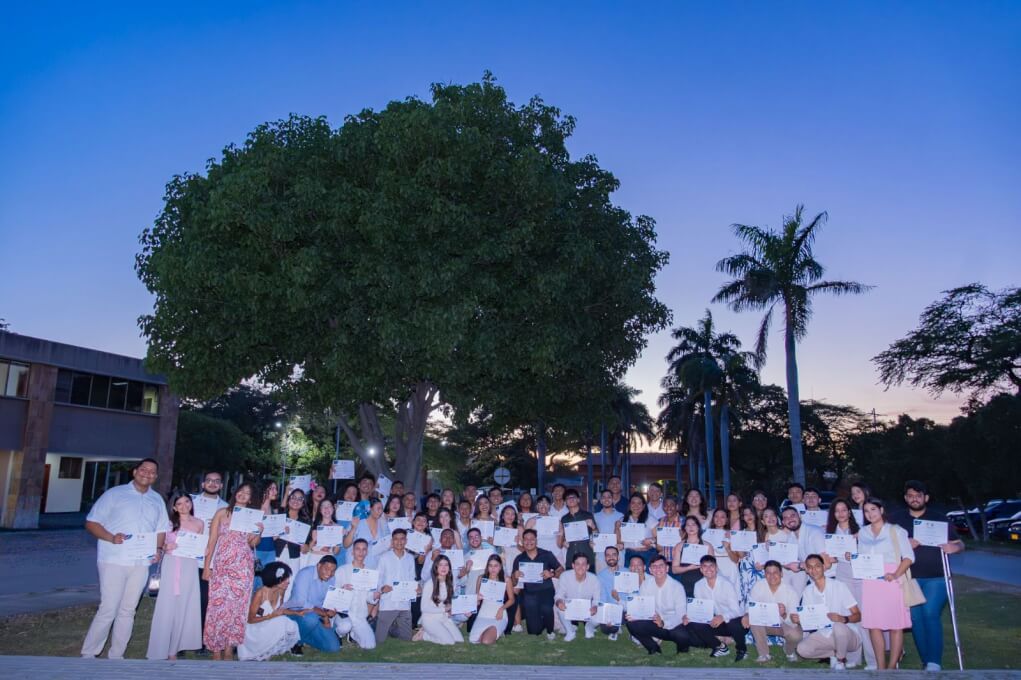 La Universidad del Magdalena realizó la entrega oficial de credenciales a los estudiantes, docentes y graduados que asumirán como representantes ante los órganos de Gobierno y Administración Académica para el periodo 2025-2028.