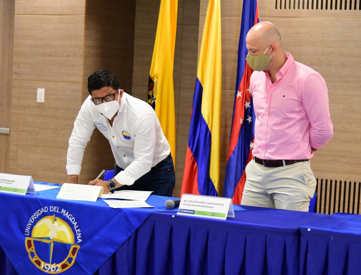 UNIMAGDALENA y Contraloría General del Magdalena suscriben convenio de cooperación