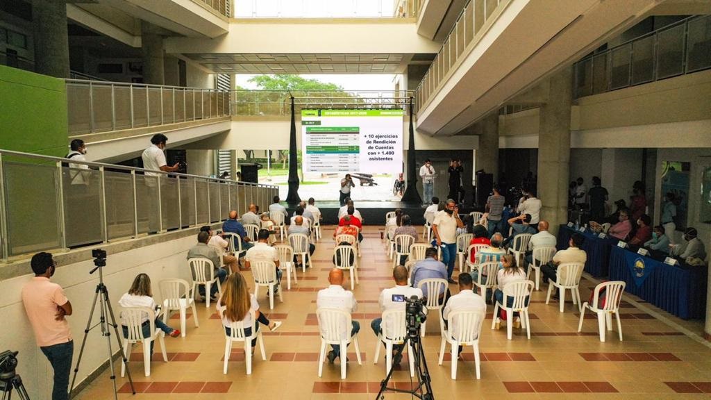 Rector de UNIMAGDALENA rindió cuentas de los cuatro años de gestión institucional