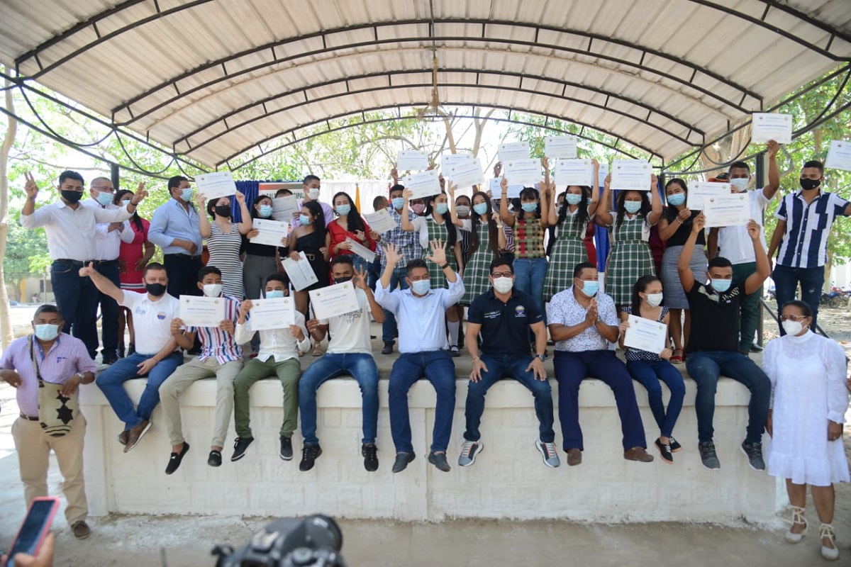 Santa Ana y Ariguaní unifican esfuerzos con UNIMAGDALENA para financiar matrícula de sus estudiantes universitarios