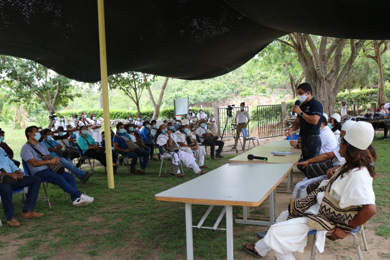 En pueblo de la Sierra, UNIMAGDALENA abre Licenciatura en Etnoeducación para indígenas, caficultores y campesinos