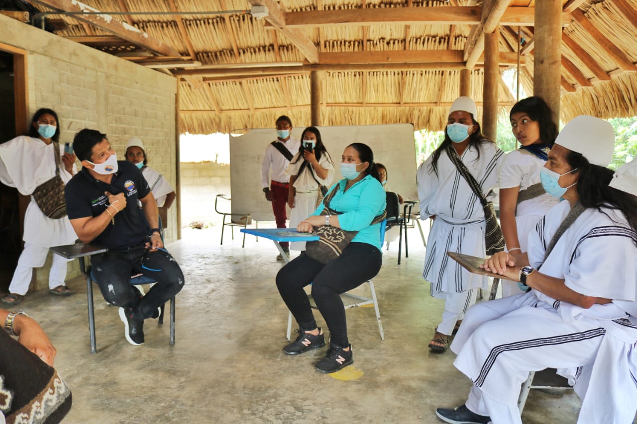 En pueblo de la Sierra, UNIMAGDALENA abre Licenciatura en Etnoeducación para indígenas, caficultores y campesinos