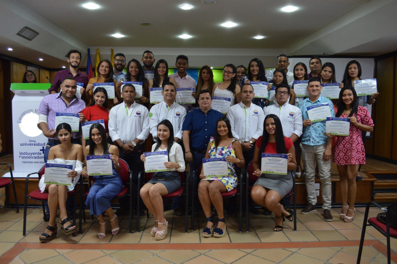 Estudiantes de UNIMAGDALENA se certificaron en diplomados