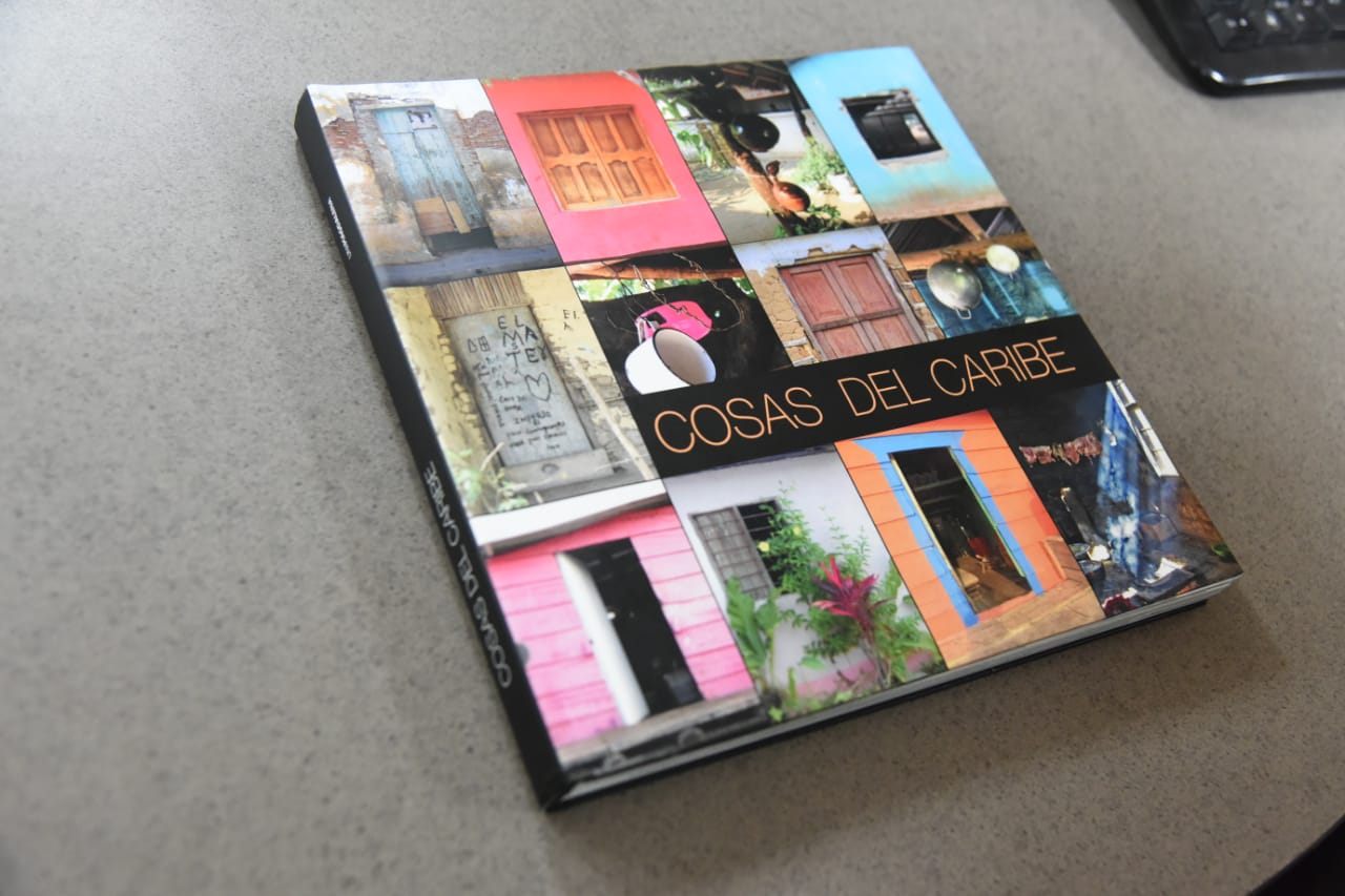 Docente de UNIMAGDALENA presentó el libro Cosas del Caribe