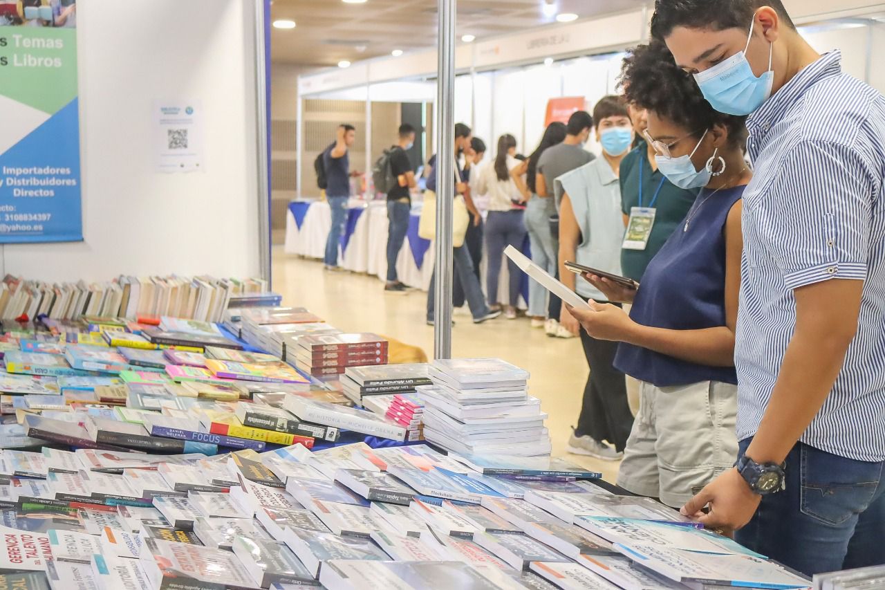 Visitantes de distintas partes del país se acercan a la FilSMar 2022