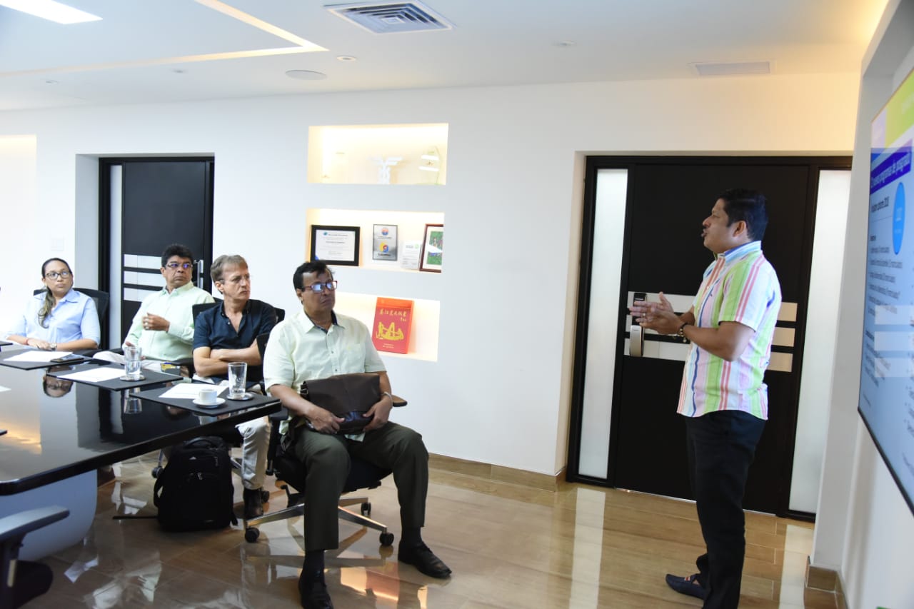 Par Evaluador Externo visitó el Programa de Maestría en Ciencias Físicas de UNIMAGDALENA