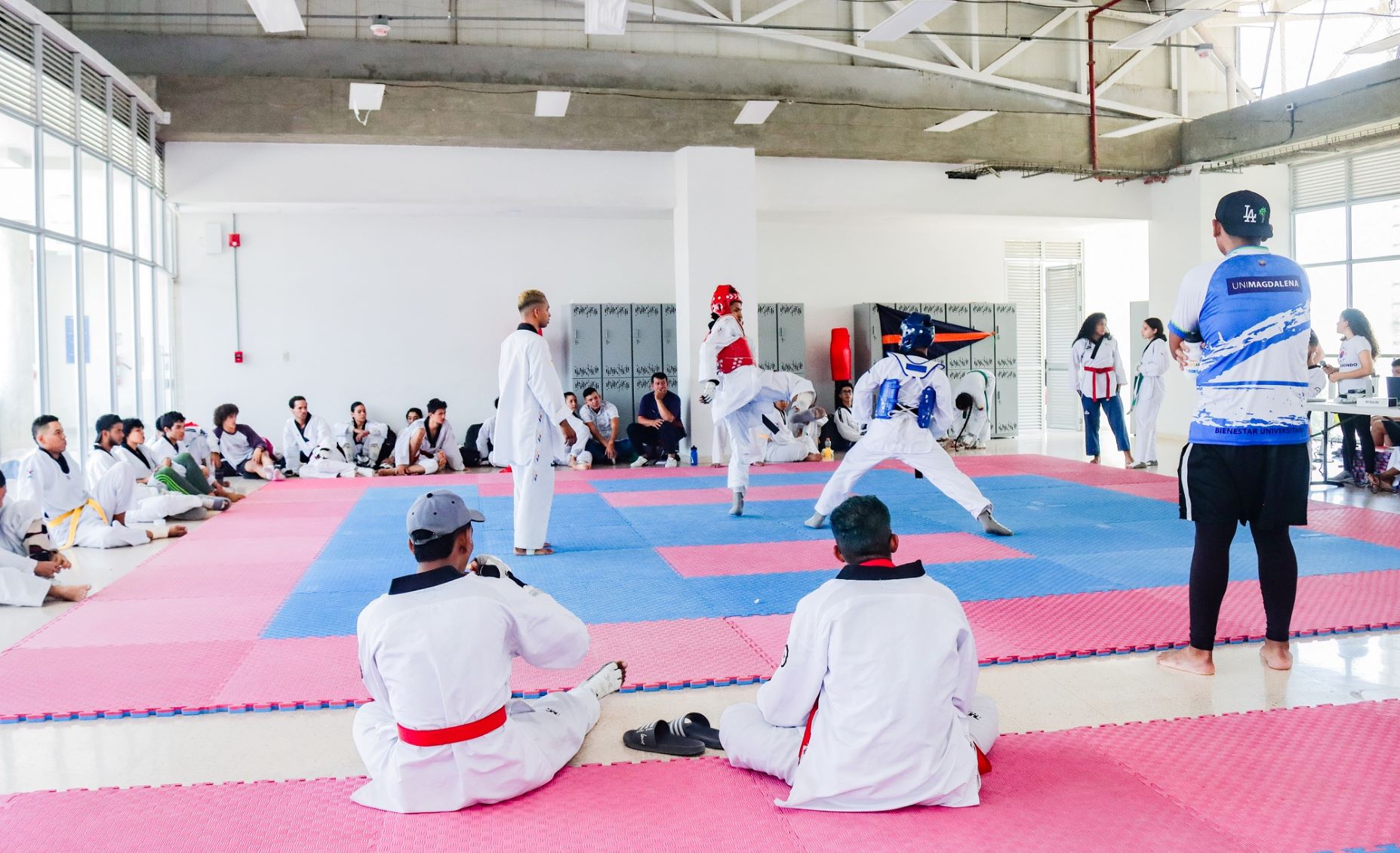 El intercambio tuvo nivel de un torneo regional o nacional organizado por la federación de esta disciplina.