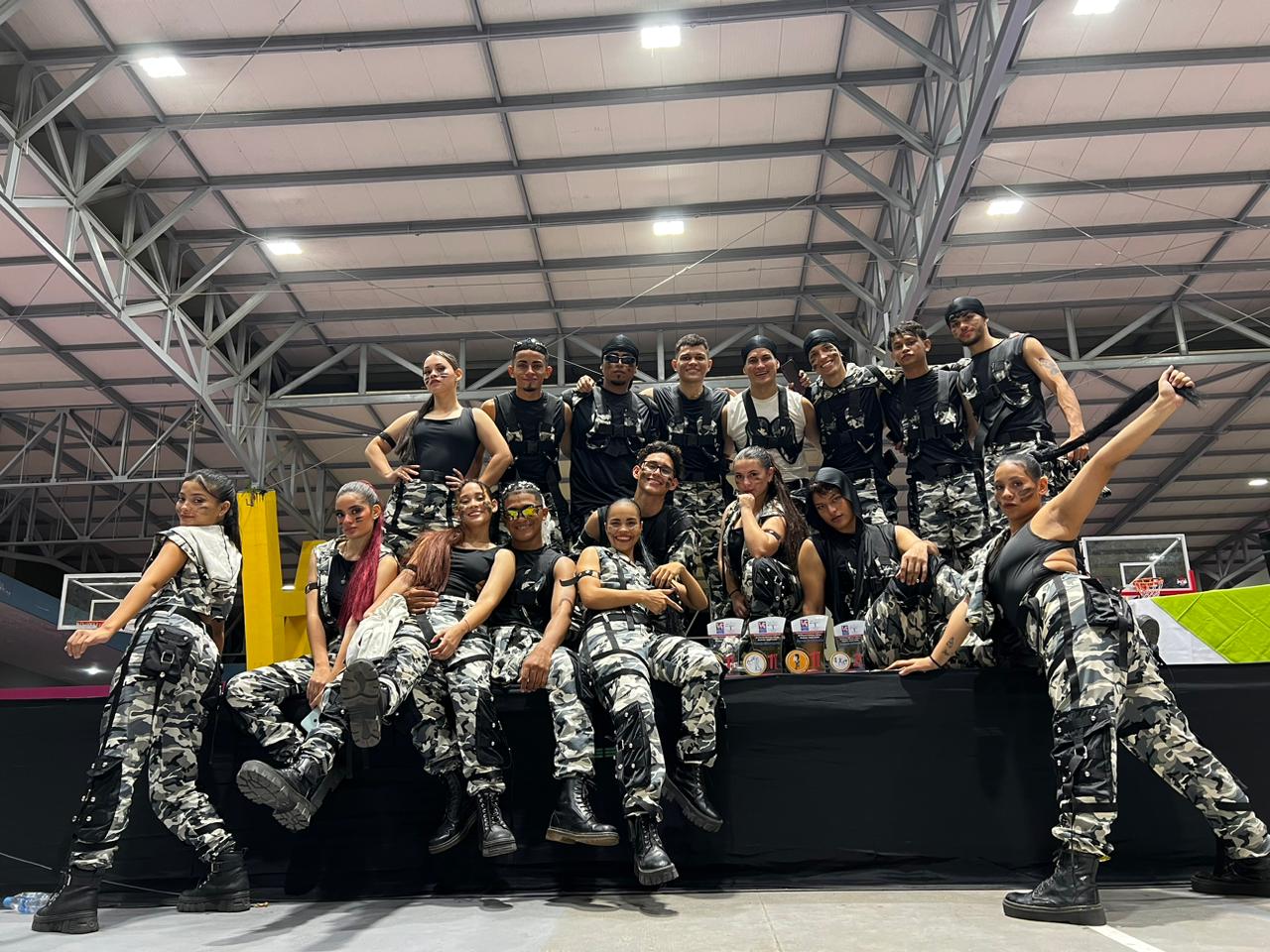 En la categoría grupo  urbano, la Universidad del Magdalena se quedó con el segundo lugar presentando varios estilos del hip hop.