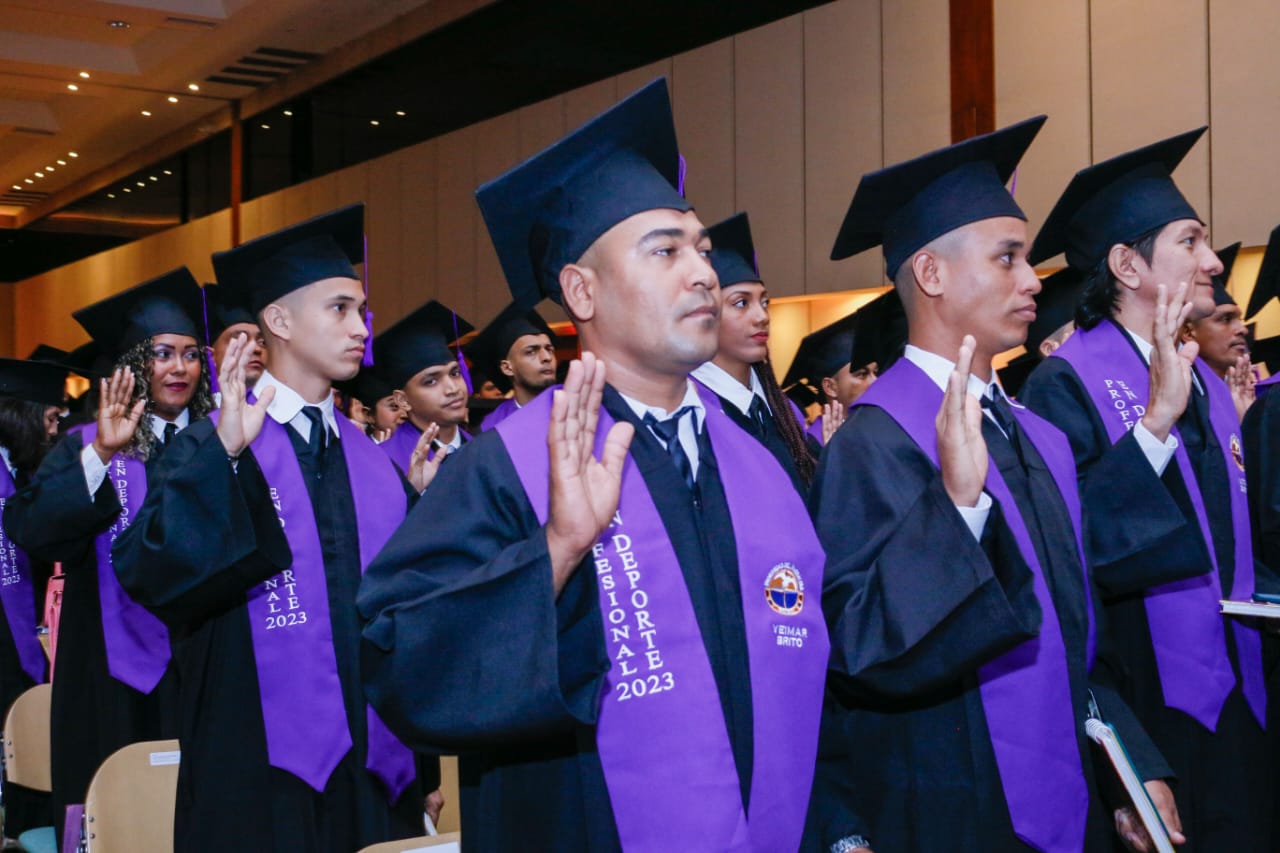 UNIMAGDALENA celebró graduación de 548 estudiantes de modalidades presencial y a distancia