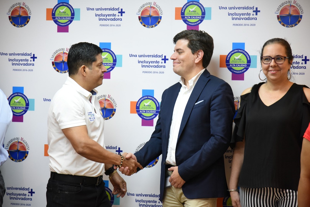 UNIMAGDALENA e Icetex acuerdan trabajo conjunto para beneficiar a jóvenes del Magdalena