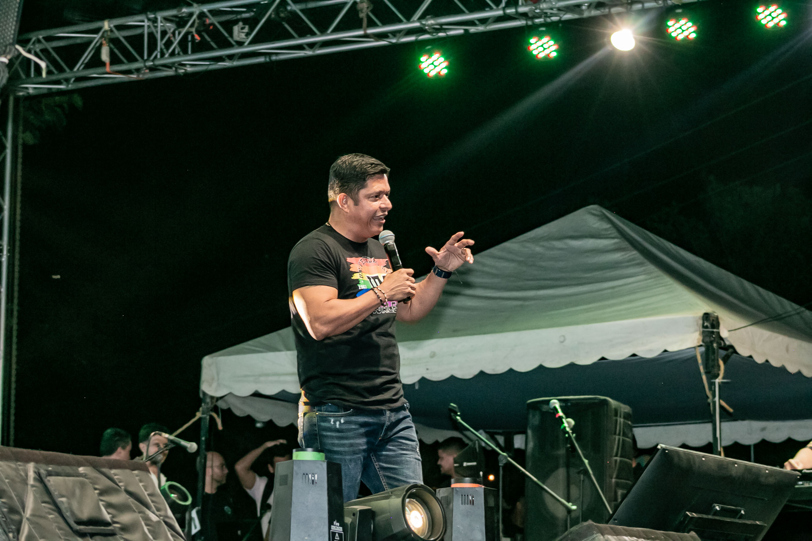 El Doctor Pablo Vera Salazar, fue el encargado de ofrecer la conferencia, invitando a los estudiantes a cumplir sus sueños.