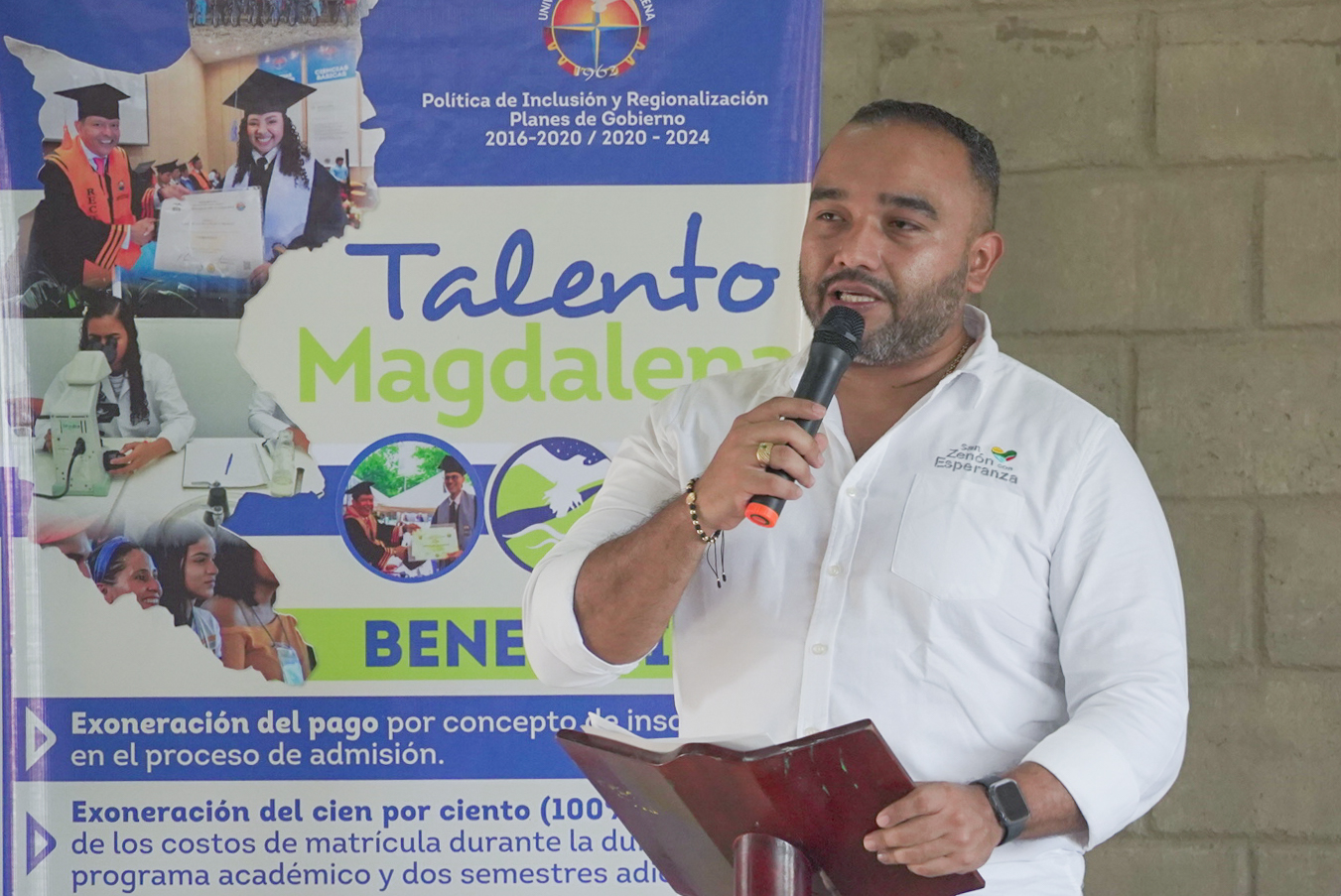 El alcalde de San Zenón, José Luis Méndez Becerra, se mostró agradecido con la acogida que UNIMAGDALENA le brinda a los jóvenes de ese municipio.