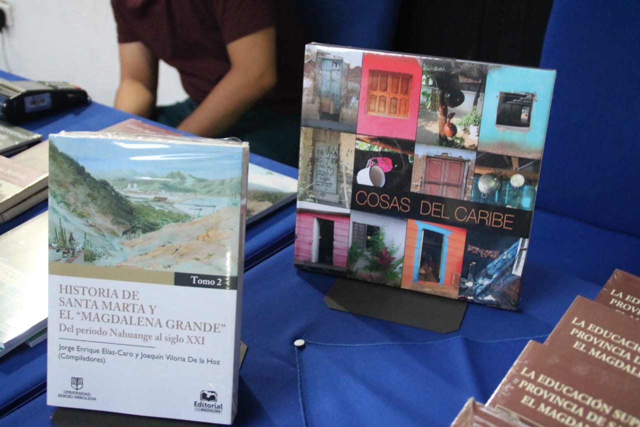 Los libros Historias de Santa Marta y el ‘Magdalena Grande’ del periodo de Nahuange al siglo XXI y Cosas del Caribe.