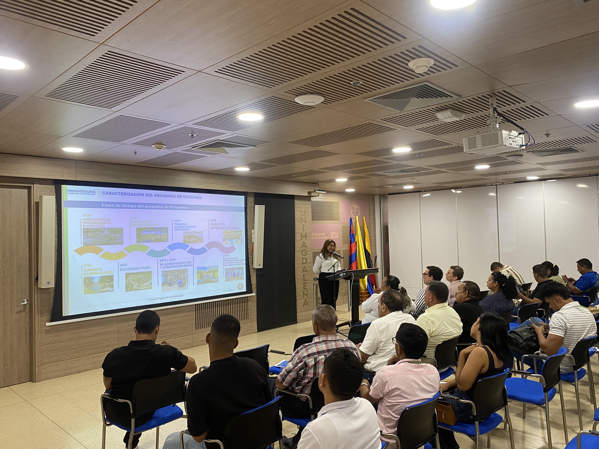 ENCUENTRO DE EGRESADOS DEL PROGRAMA DE ECONOMÍA
