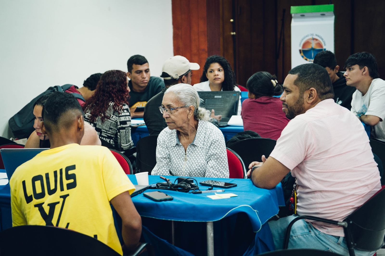 los egresados del Programa de Administración de Empresas también son pieza fundamental en el proceso de renovación de la Acreditación por Alta Calidad