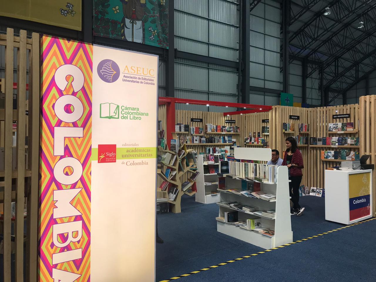 UNIMAGDALENA presentó en México dos libros sobre Gabriel García Márquez