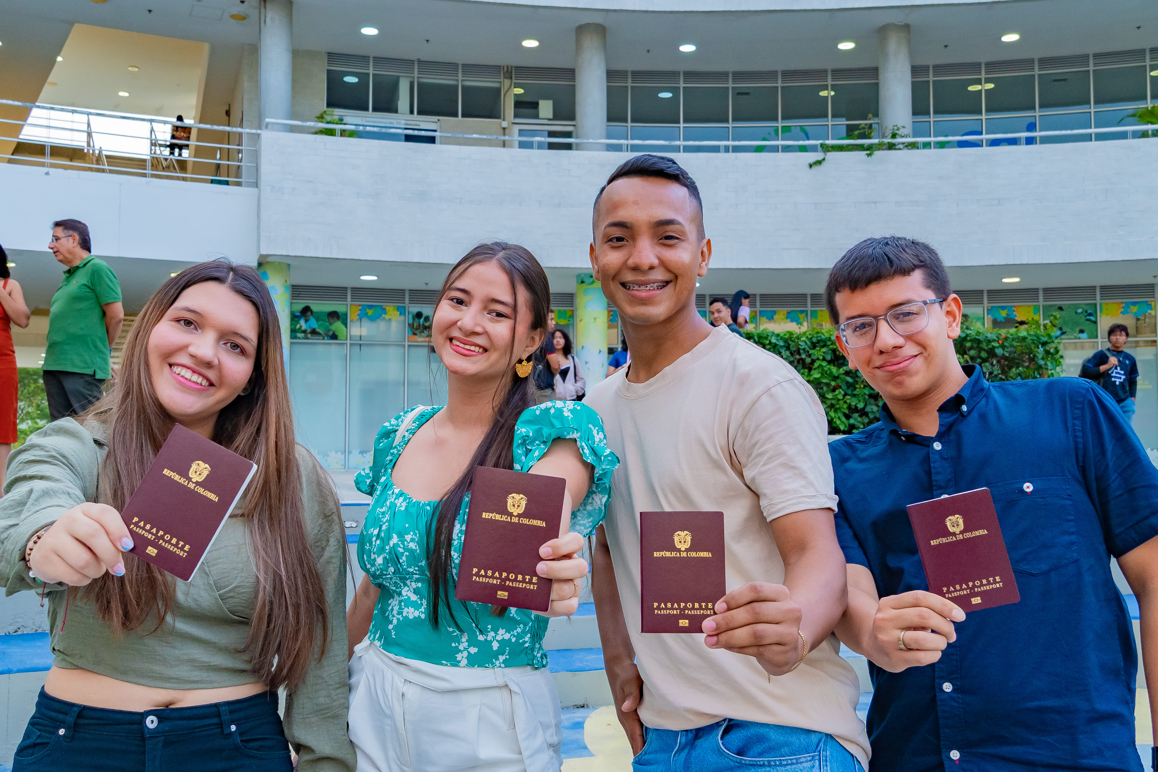 PASAPORTES.ESTUDIANTES.INTERCAMBIO.4