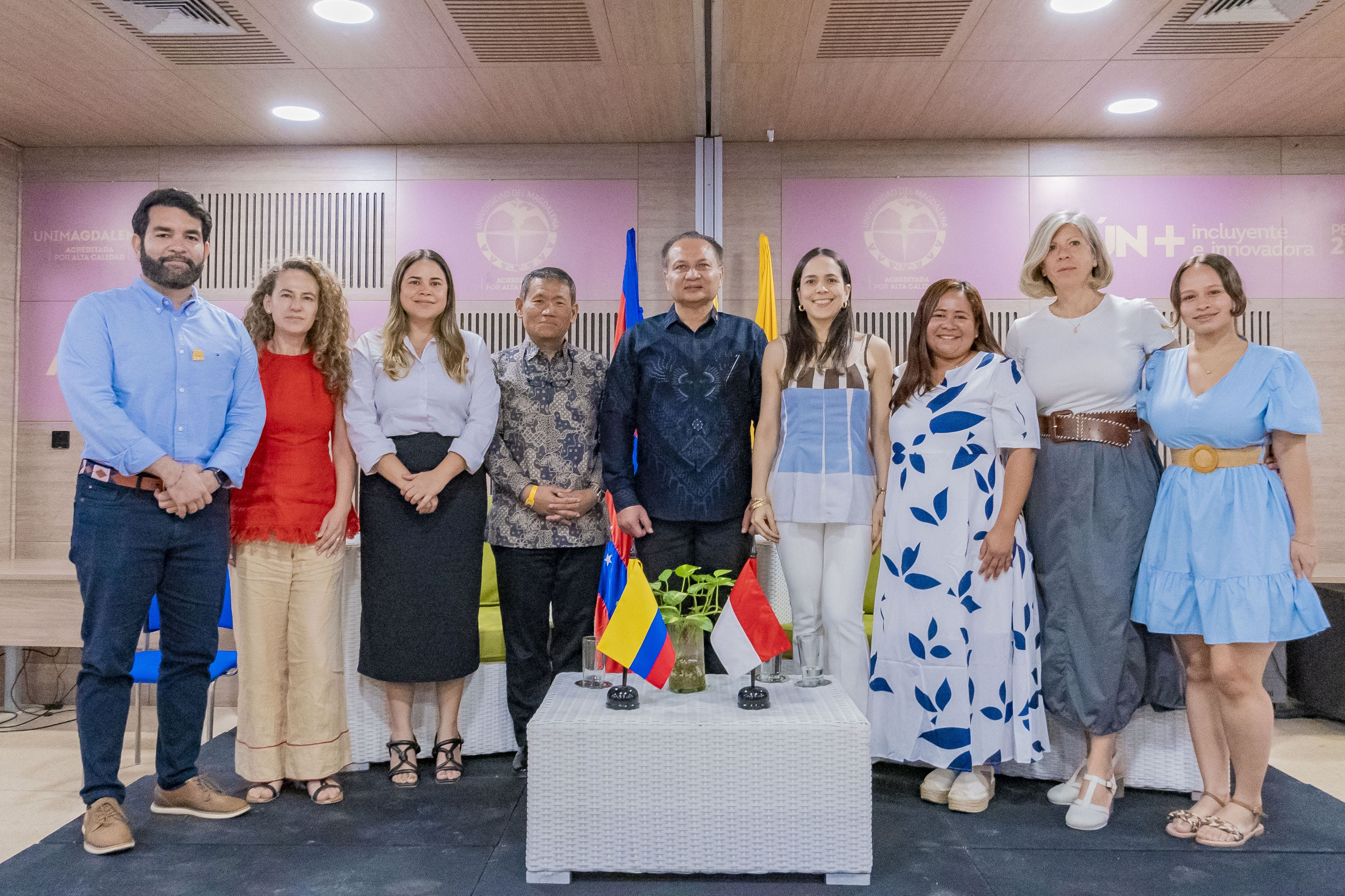 PAZ.INDONESIA.COLOMBIA.4