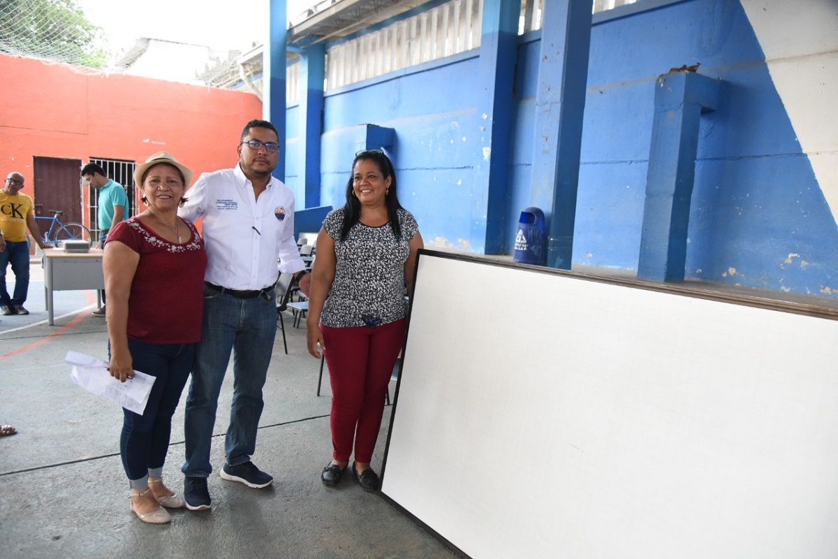 UNIMAGDALENA le cumple a la educación del Gran Pescaíto