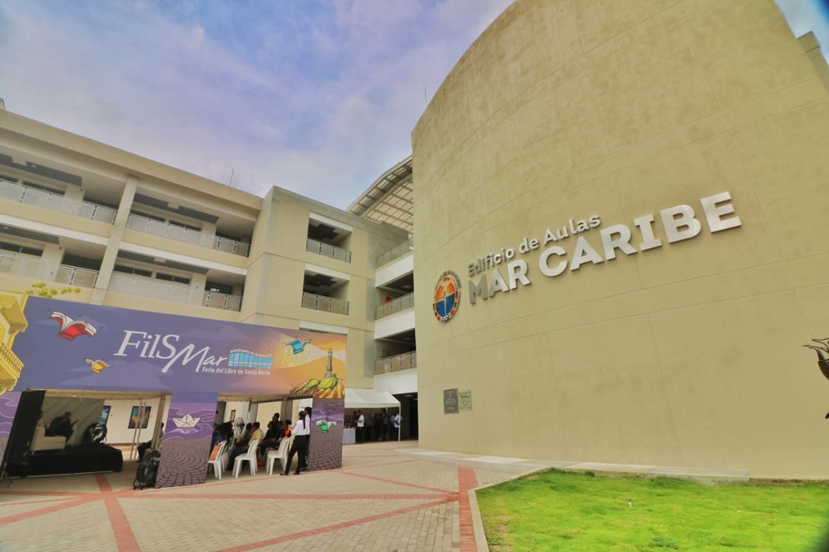 En UNIMAGDALENA se abre la primera página de la Feria del Libro de Santa Marta, Filsmar
