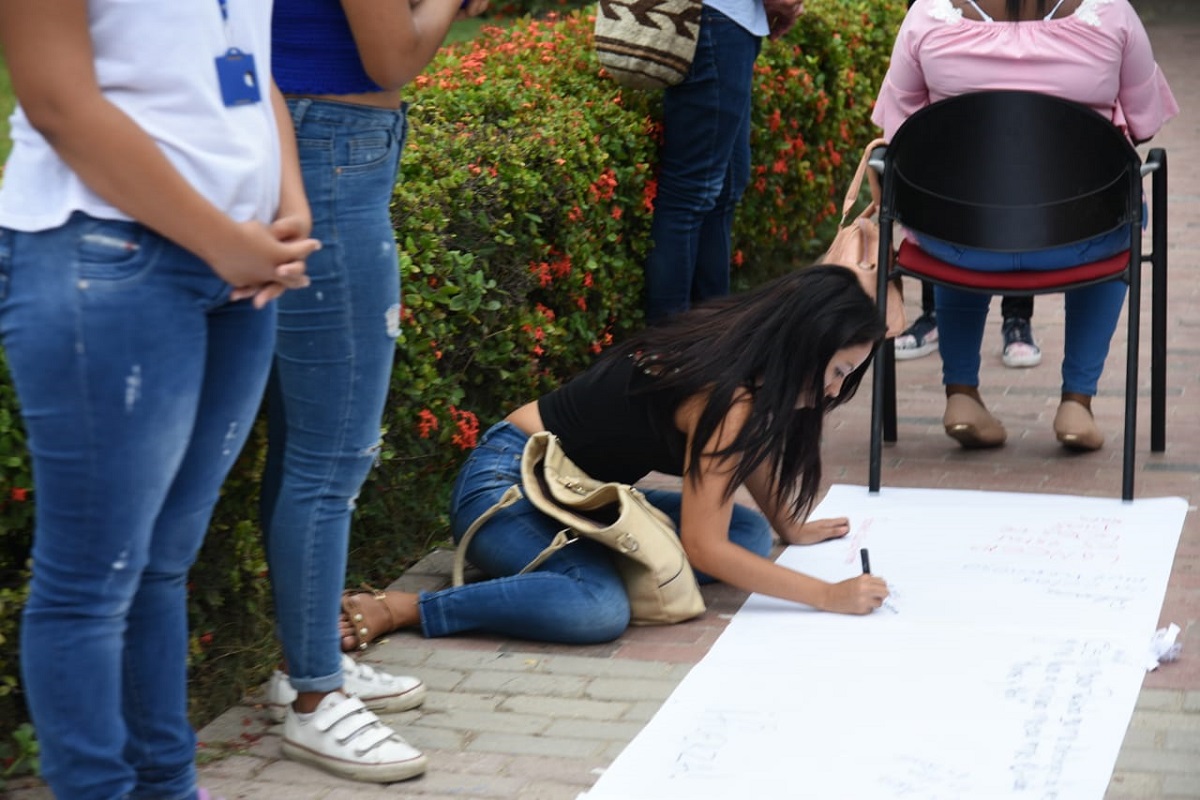 La antropología, tema de reflexión en la Feria del Libro de Santa Marta