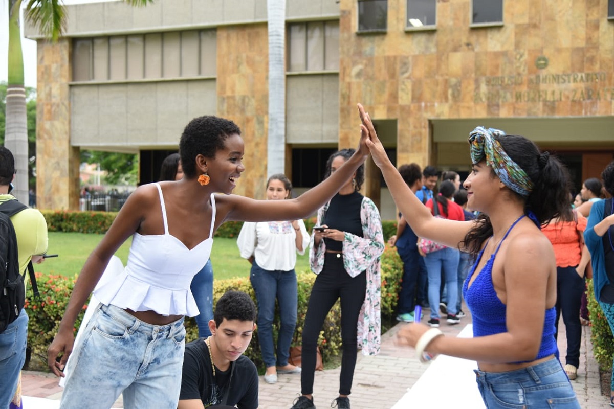 La antropología, tema de reflexión en la Feria del Libro de Santa Marta
