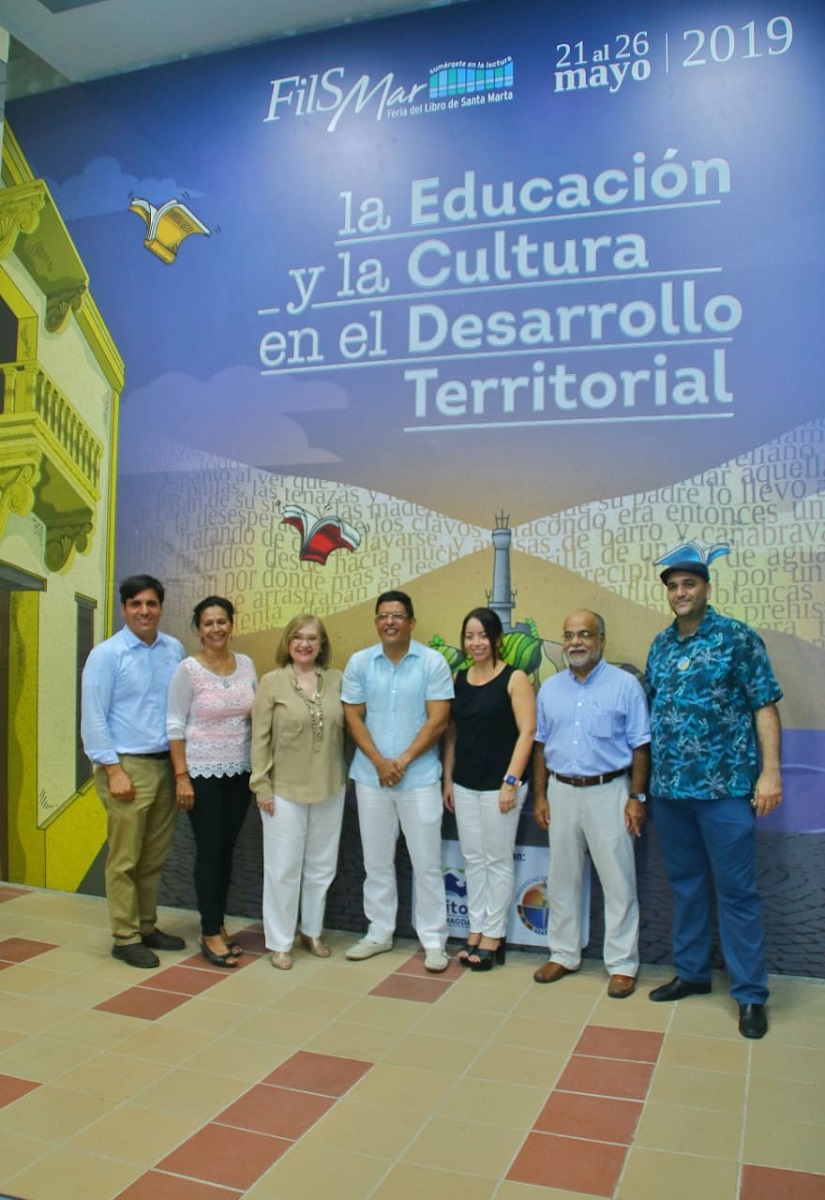 Durante inauguración oficial de la Feria del Libro de Santa Marta UNIMAGDALENA invita al país a sumergirse en la lectura