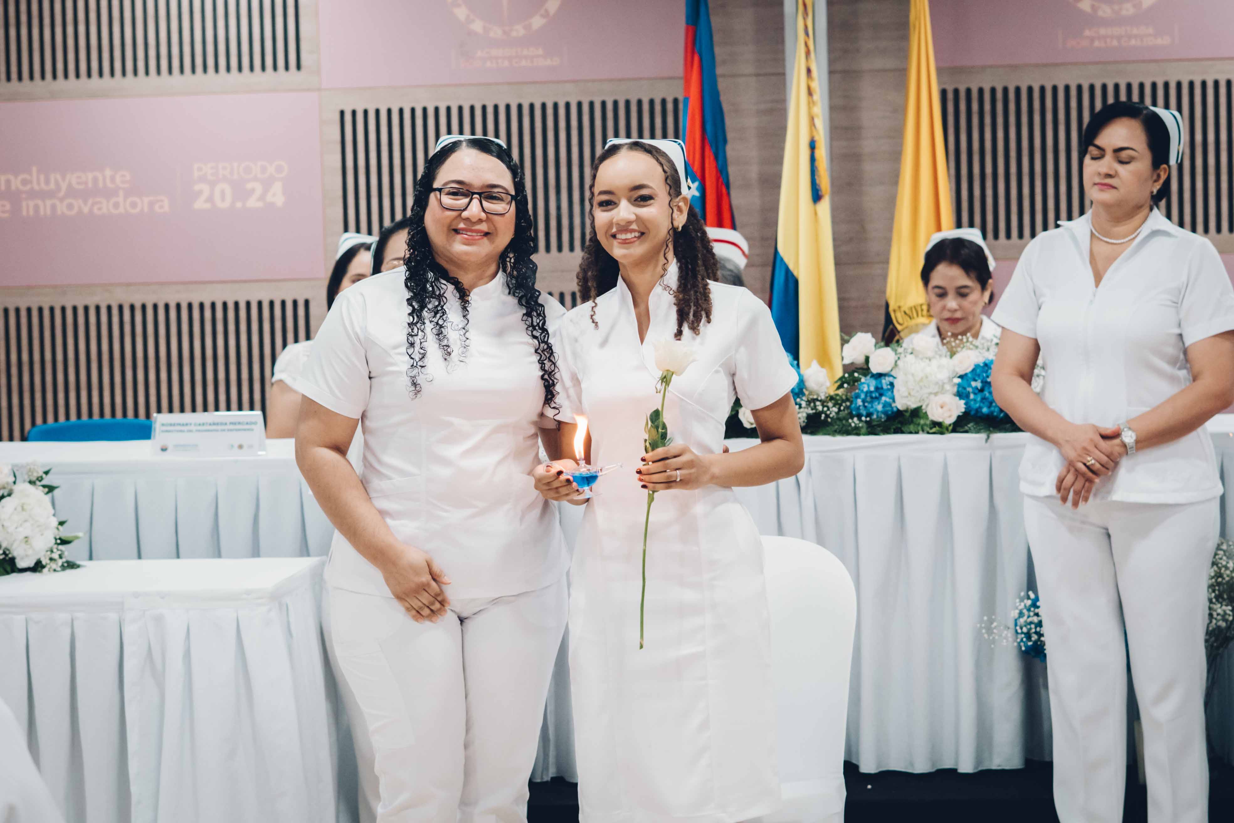 CEREMONIA.LUZ.ENFERMERÍA.3