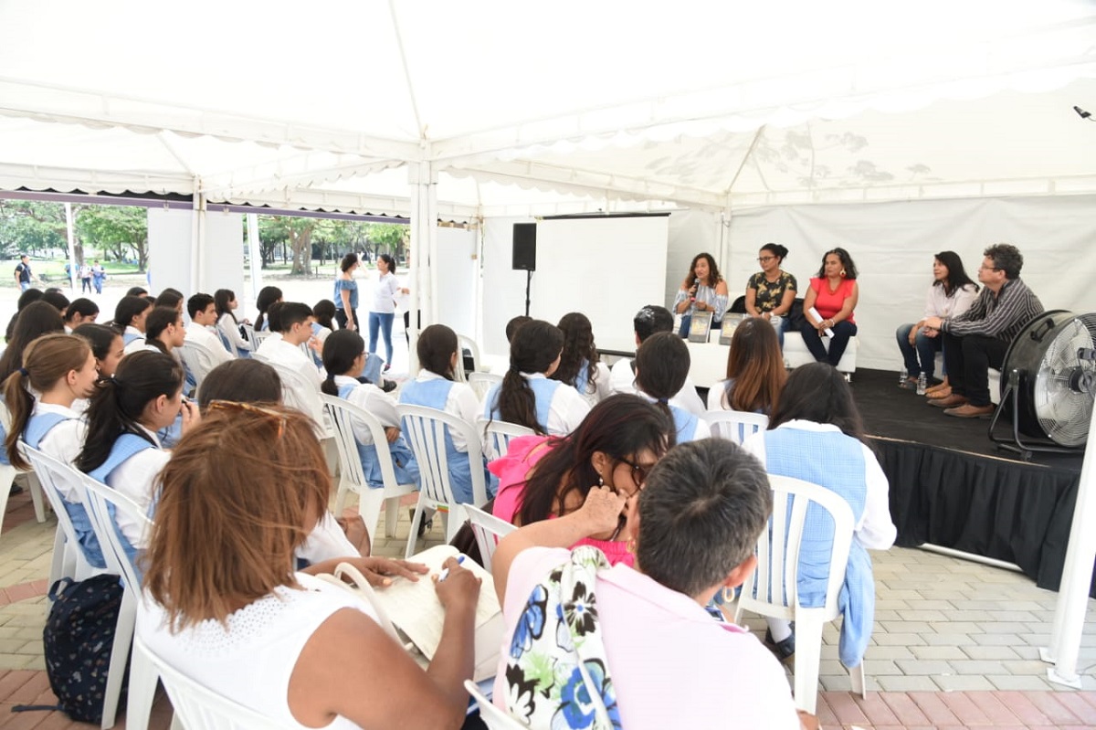 UNIMAGDALENA continúa sumergida en la lectura con la Feria del Libro de Santa Marta
