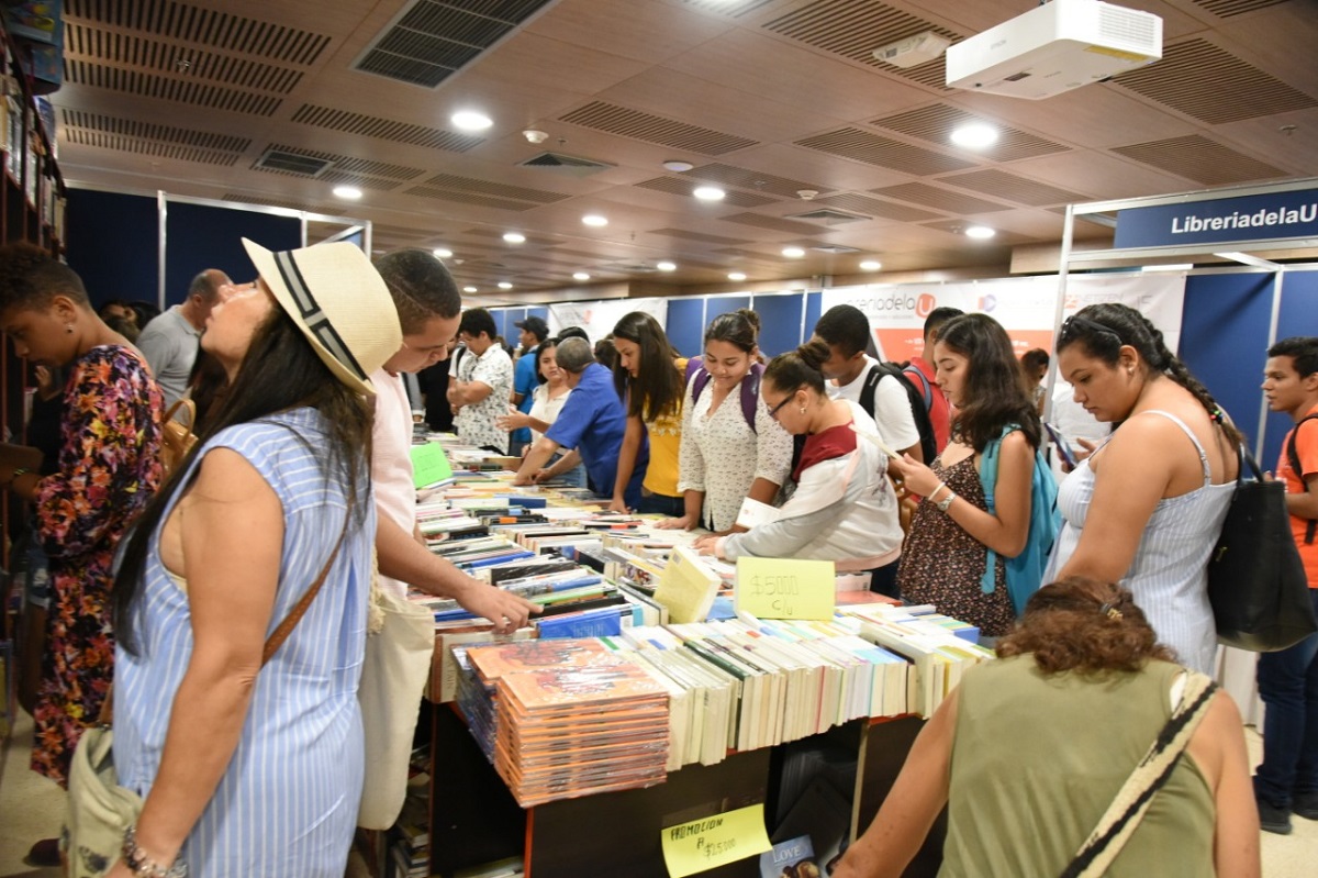 UNIMAGDALENA continúa sumergida en la lectura con la Feria del Libro de Santa Marta