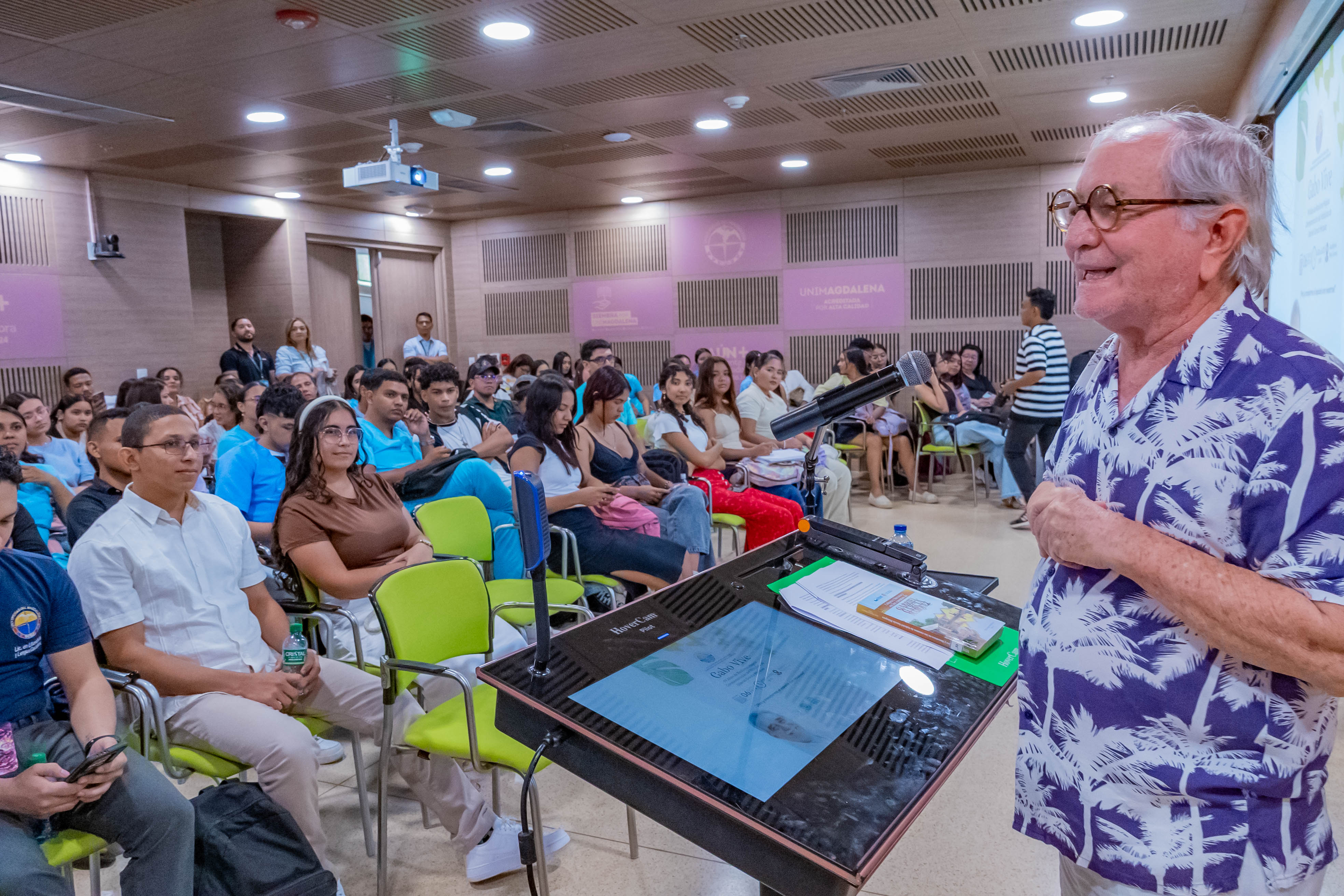 El evento fue concebido como una intervención pedagógica y cultural que buscó conectar la literatura con los procesos formativos de los estudiantes.