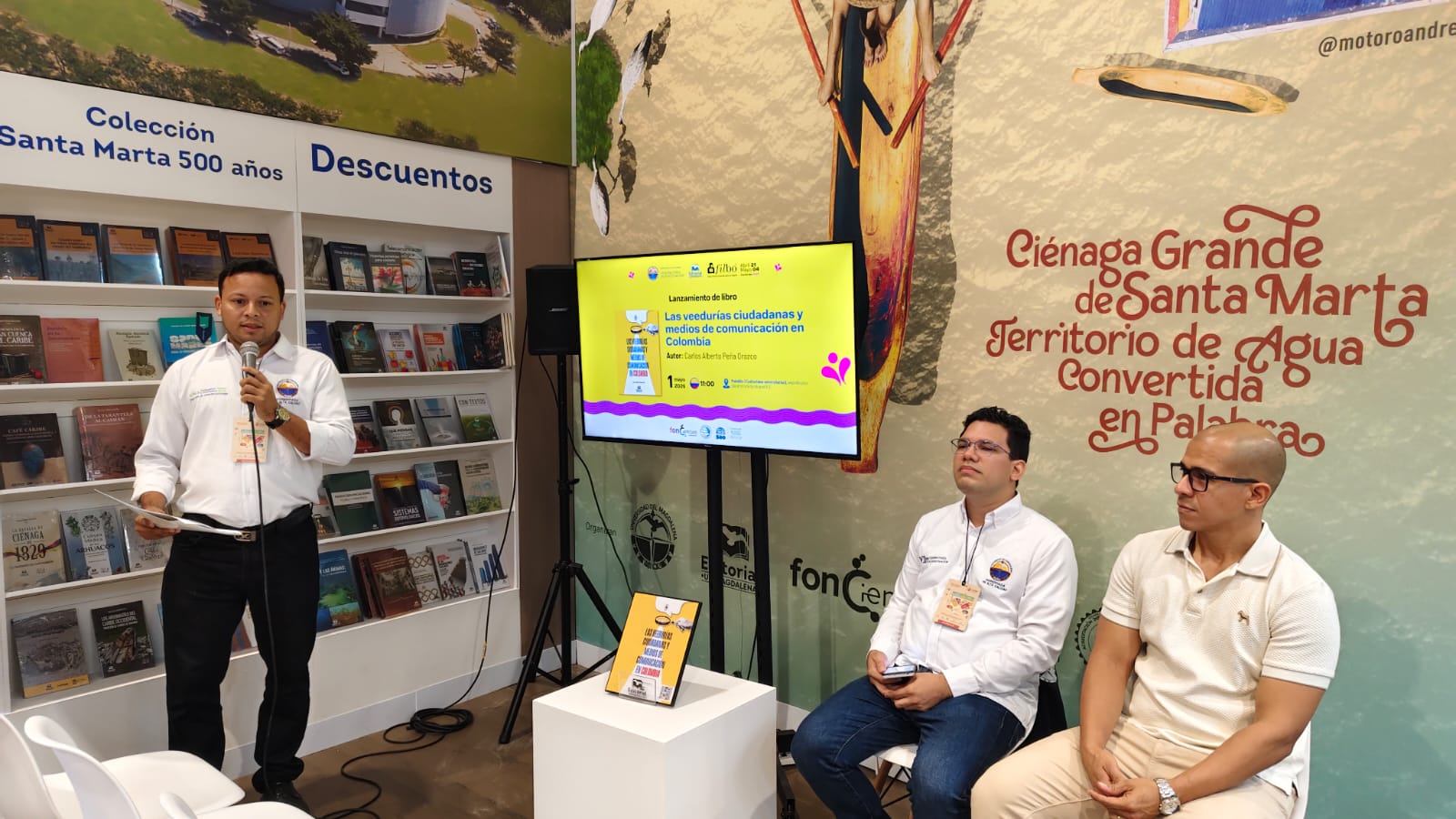 Se llevó a cabo el lanzamiento del libro "Santa Marta: hacia la sostenibilidad turística", una obra de 328 páginas del profesor Freddy de Jesús Vargas