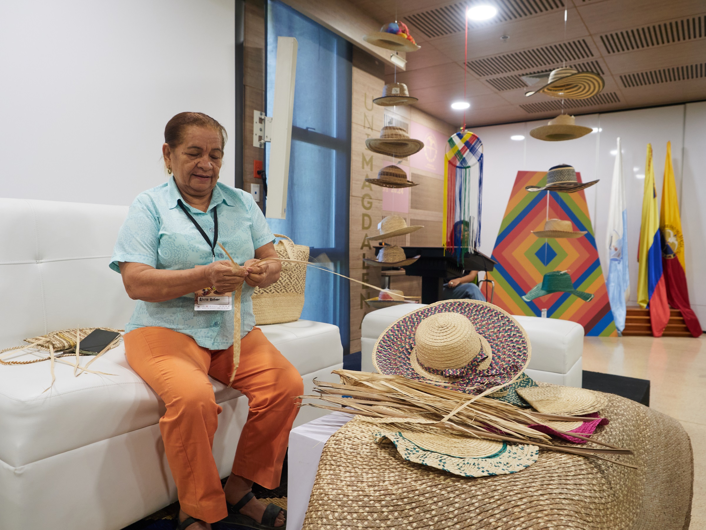 El taller “La artesanía de palma Sará de Cascajal, Bolívar” permitió reconocer el valor de un oficio transmitido por generaciones.