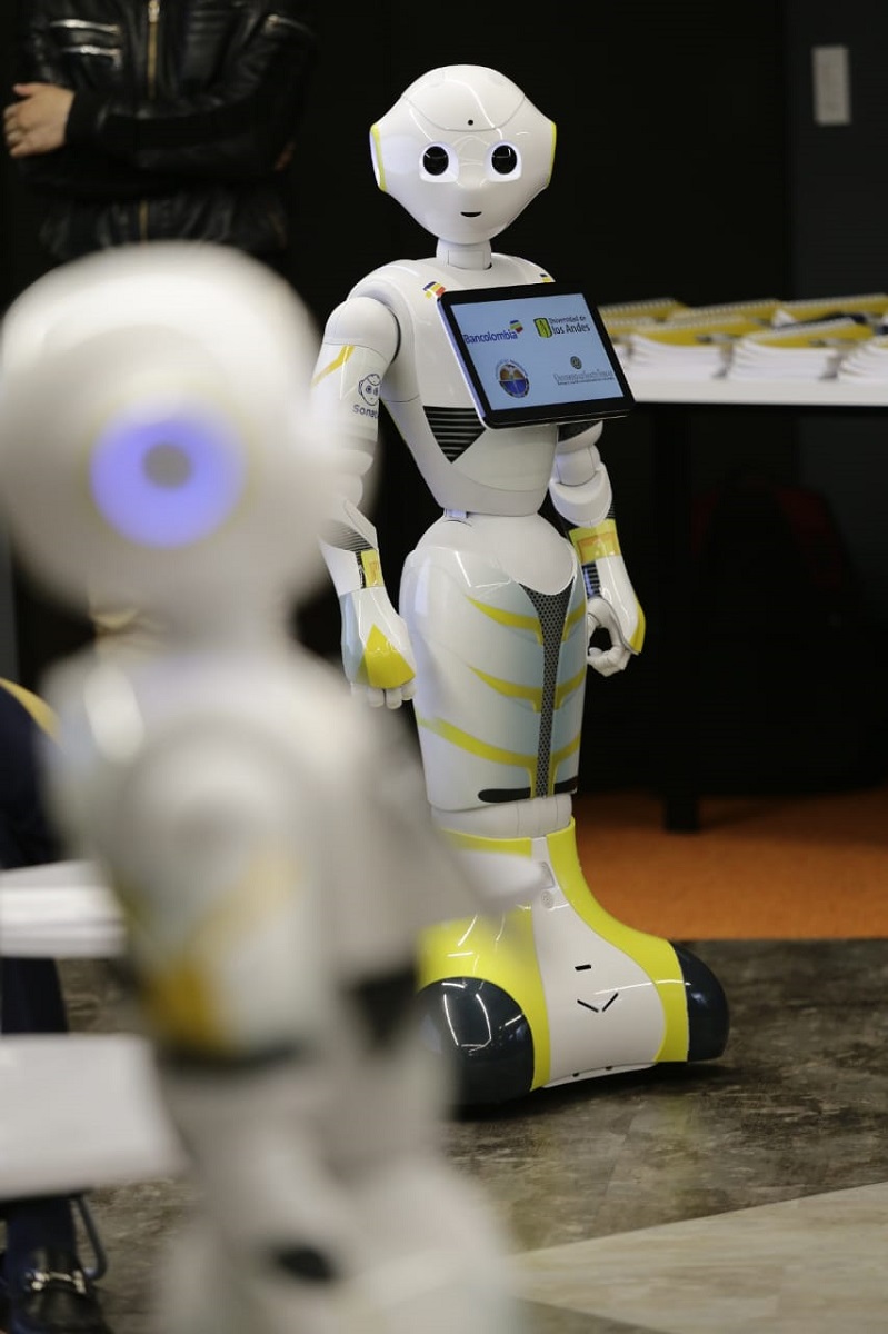 Bancolombia y las universidades de Los Andes, Magdalena y Santo Tomás unen talentos para participar en RoboCup 2019 y acelerar la inteligencia artific