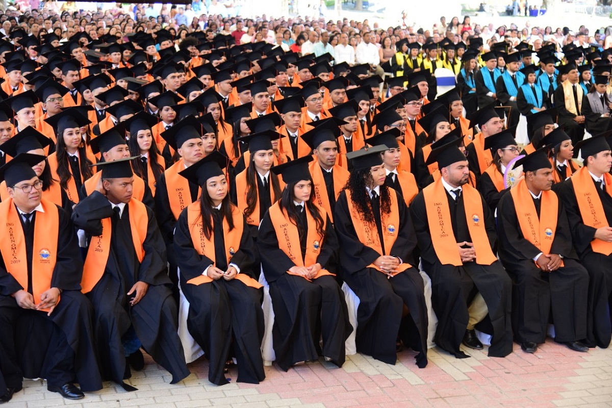 En UNIMAGDALENA 700 ciudadanos cumplen el sueño de ser profesionales