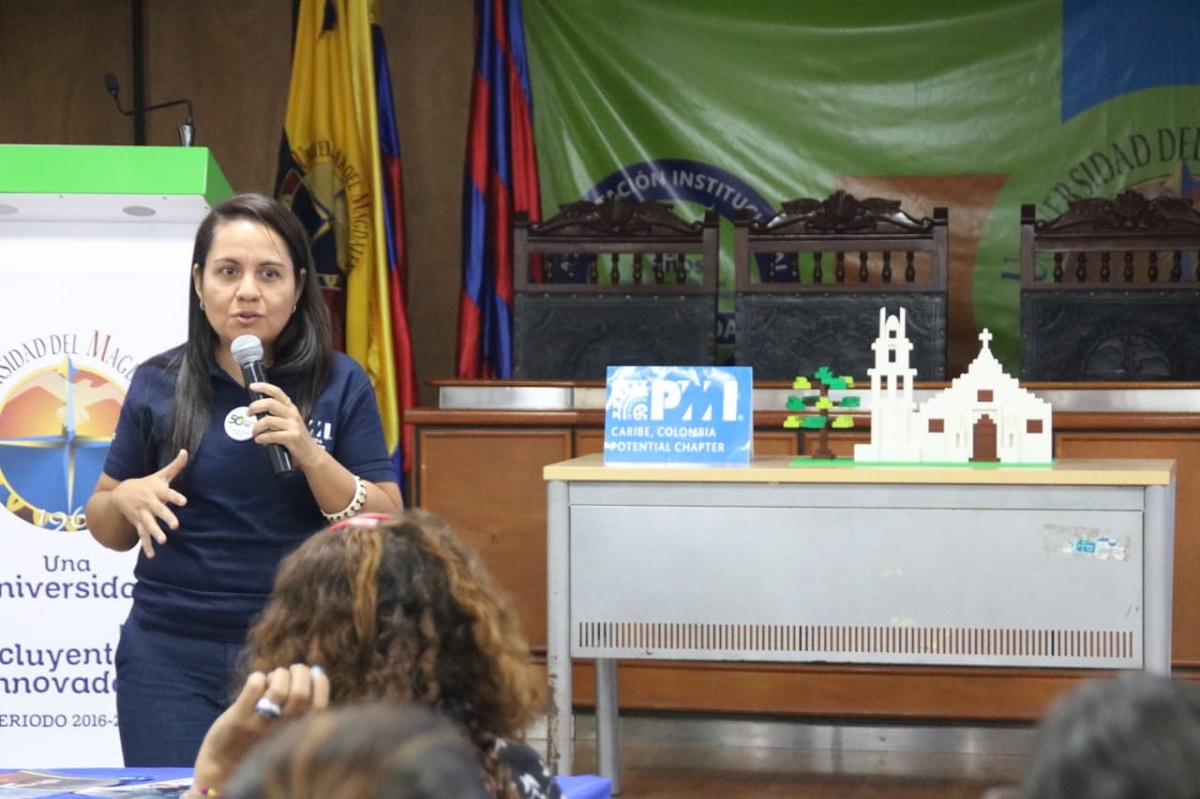 Con piezas de Lego fortalecen Gestión de Proyectos Universitarios