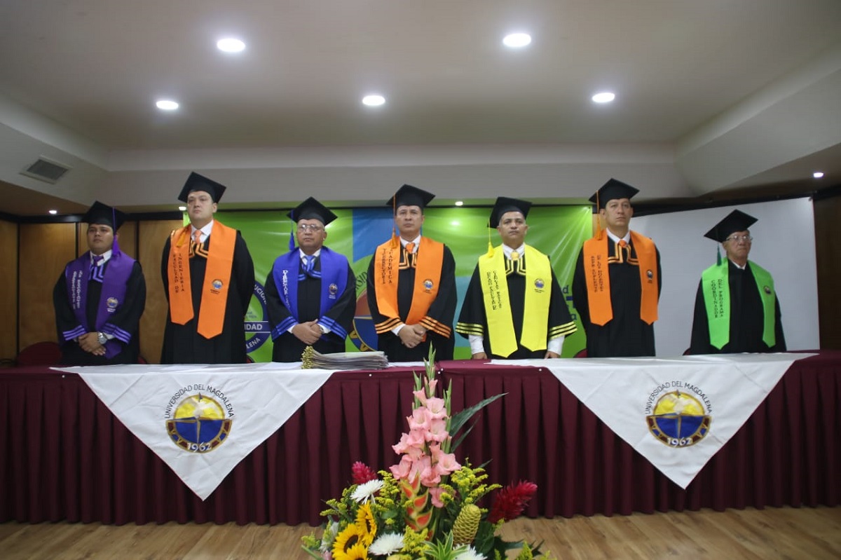 CREO UNIMAGDALENA entregó primera cohorte de graduados