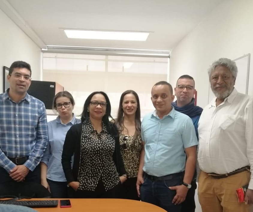 Personas que representaron a la universidad en el congreso