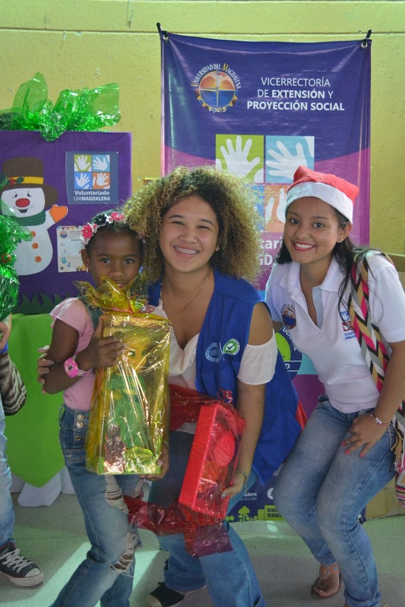 UNIMAGDALENA inició campaña de recolección de regalos ‘Regala una sonrisa en esta navidad’