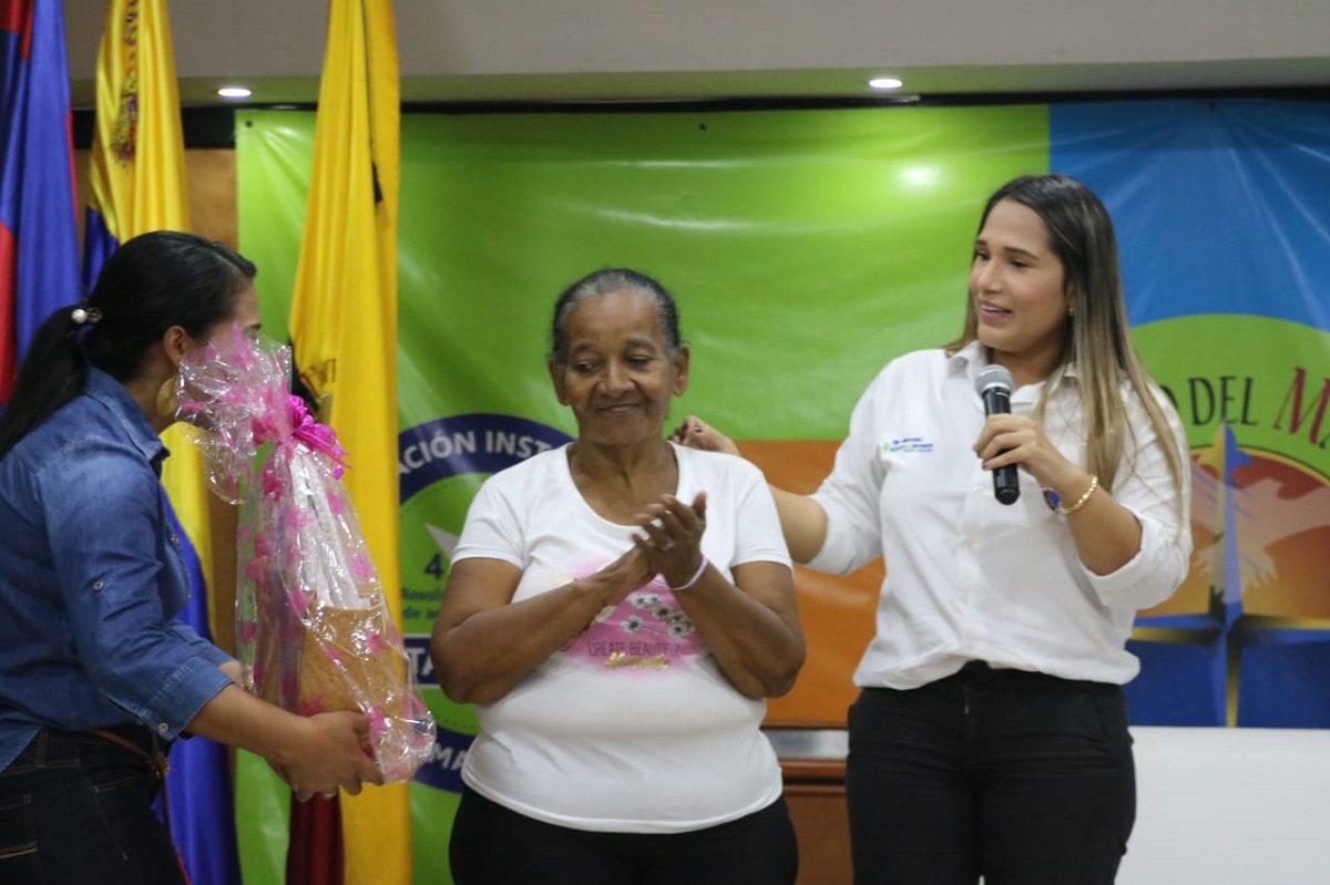 UNIMAGDALENA conmemoró el Día Internacional de la No Violencia Contra la Mujer