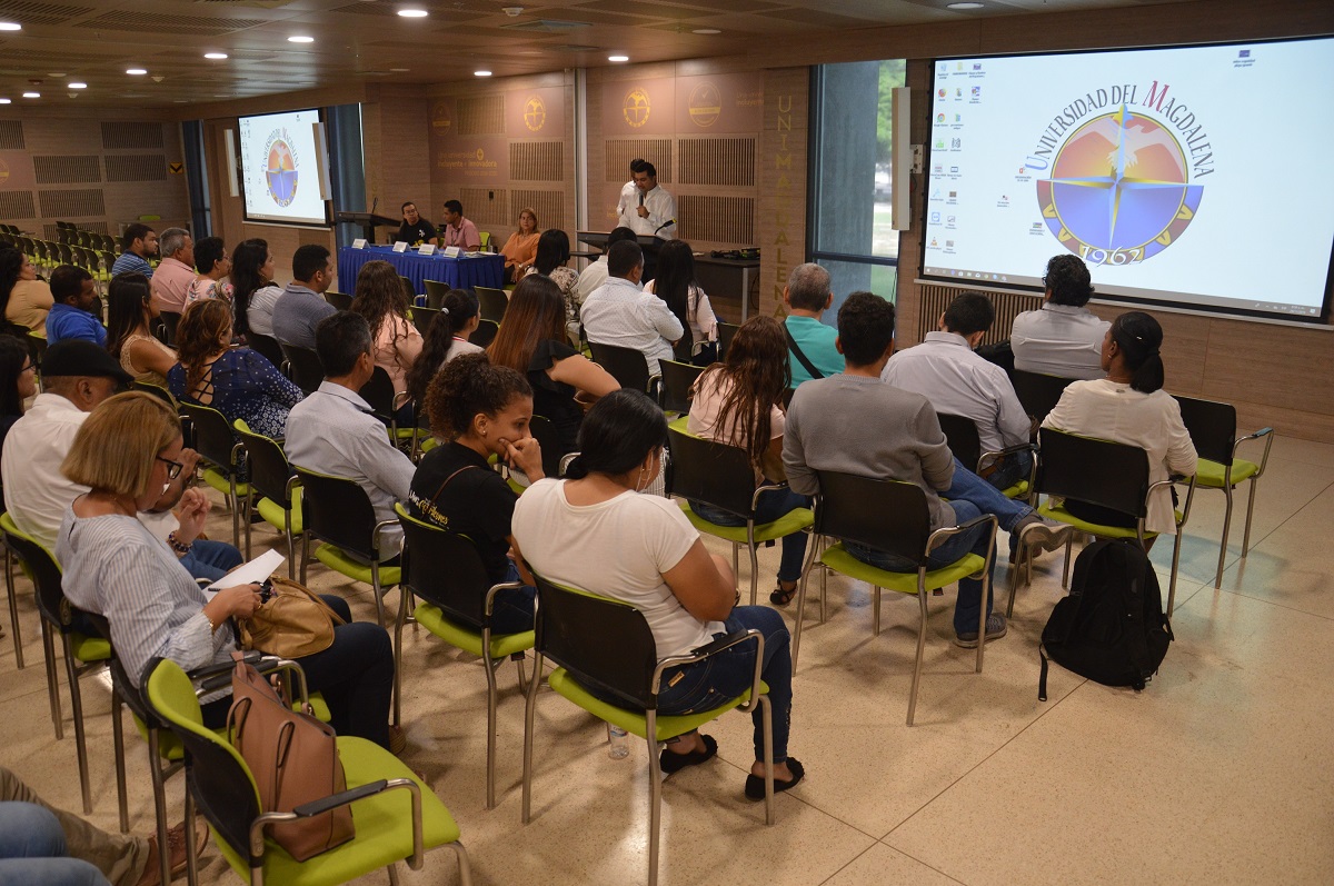 UNIMAGDALENA acogió Primer Encuentro de Investigación e Innovación: Rutas hacia la transformación educativa