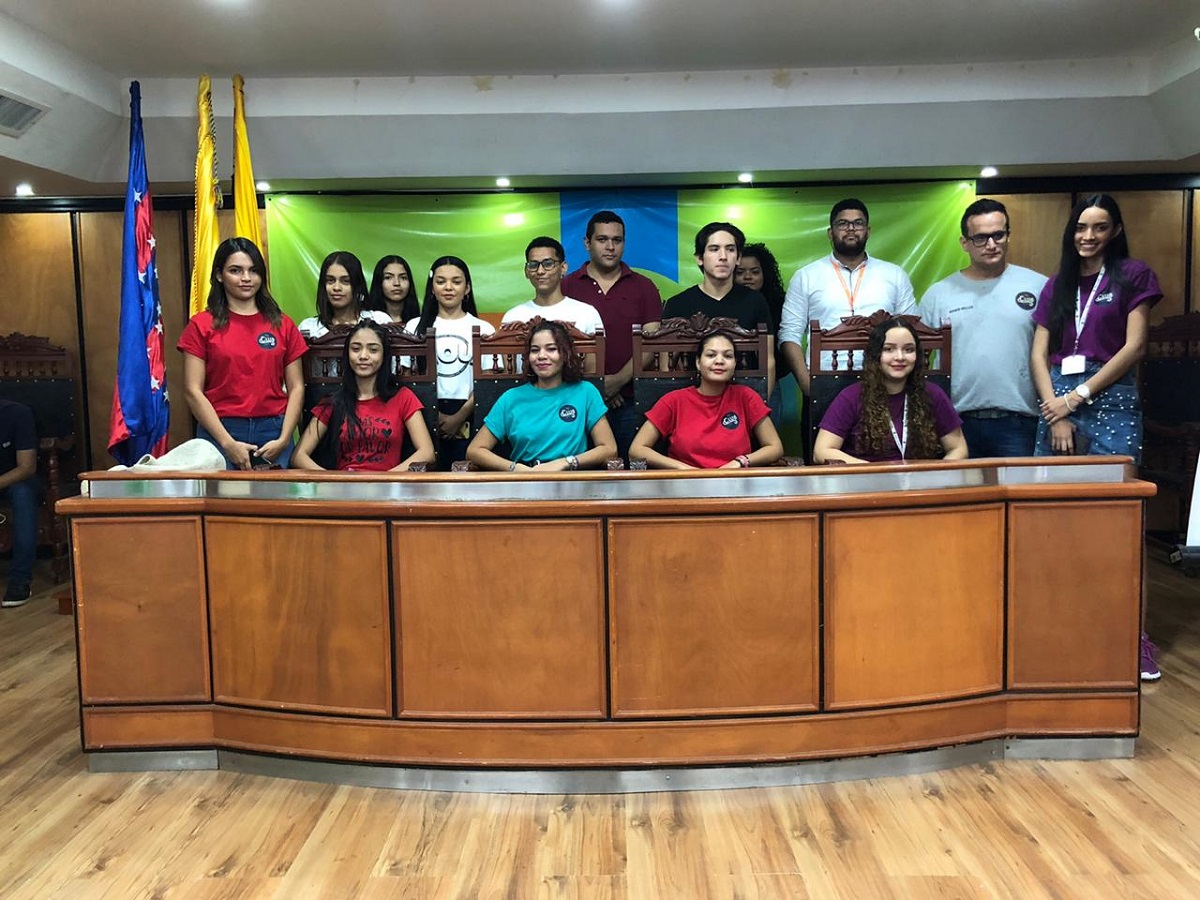 La semilla del bilingüismo crece en UNIMAGDALENA con English 101