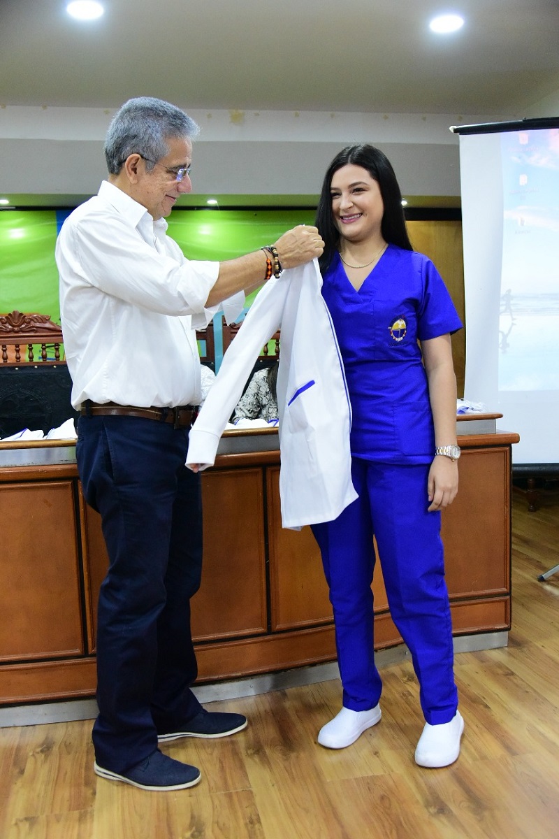 Estudiantes de Odontología de UNIMAGDALENA emprenden a realizar sus prácticas profesionales