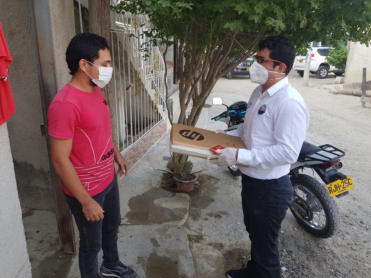 UNIMAGDALENA inició entrega de computadores y conexión a internet a sus estudiantes, para avanzar en actividades académicas
