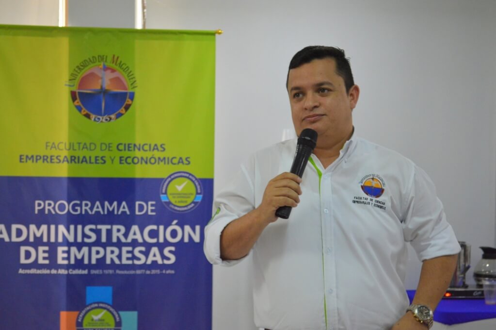 Administrador magíster Edwin Chacón Velásquez, decano de la Facultad de Ciencias Empresariales y Económicas de UNIMAGDALENA