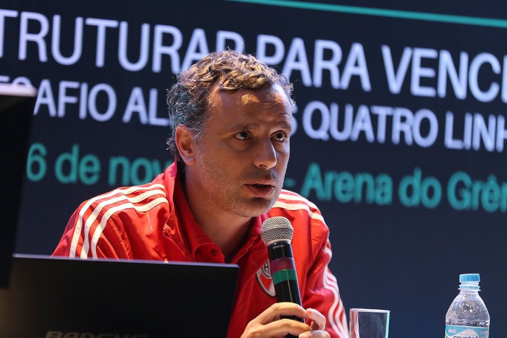 Gustavo Grossi, Director del Proyecto Juvenil en Club Atlético River Plate de Argentina.