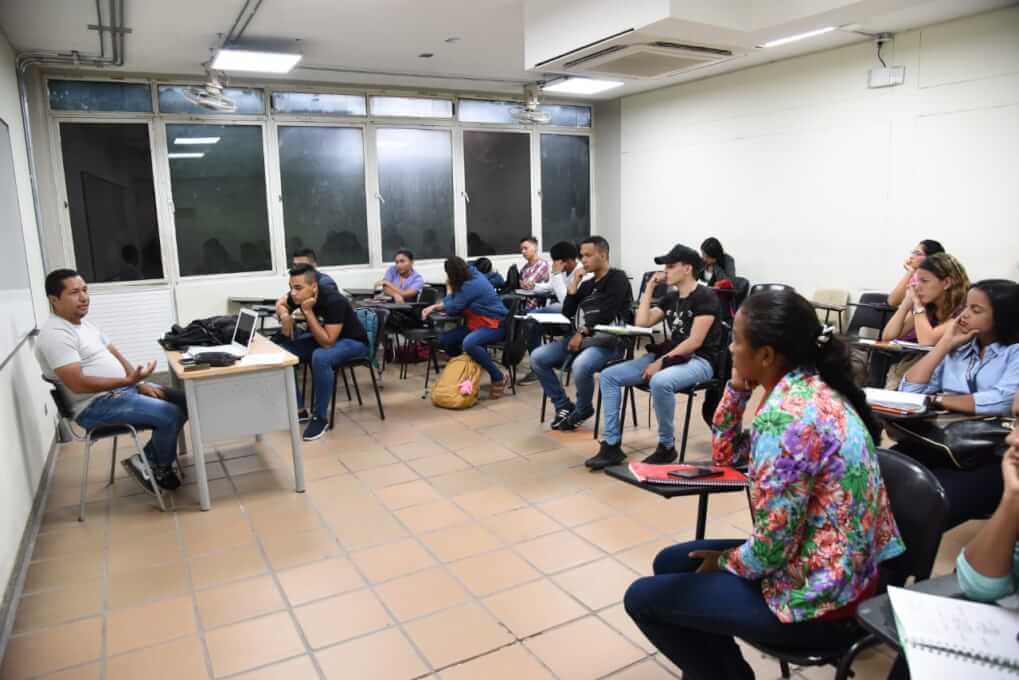 Estudiantes siguieron con las actividades educativas